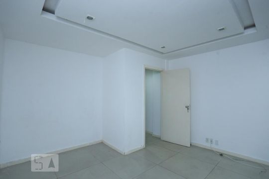 Sala de kitnet/studio à venda com 1 quarto, 55m² em Copacabana, Rio de Janeiro