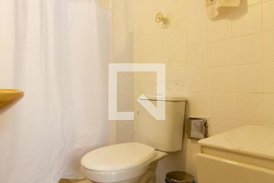 Banheiro de apartamento para alugar com 1 quarto, 50m² em Ipanema, Rio de Janeiro
