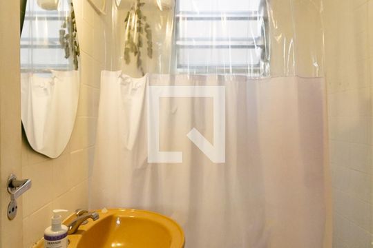Banheiro de apartamento para alugar com 1 quarto, 50m² em Ipanema, Rio de Janeiro