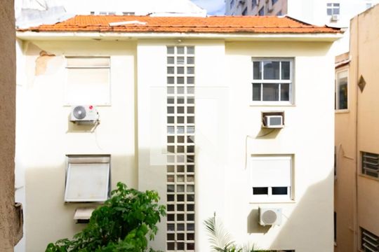 Vista da sala de apartamento para alugar com 1 quarto, 50m² em Ipanema, Rio de Janeiro