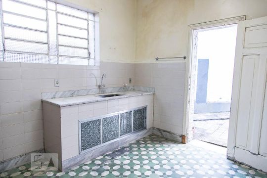 Cozinha de casa à venda com 7 quartos, 350m² em Santo Agostinho, Belo Horizonte