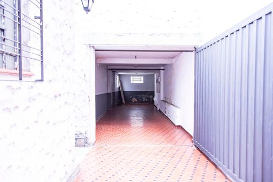 Garagem de casa à venda com 7 quartos, 350m² em Santo Agostinho, Belo Horizonte