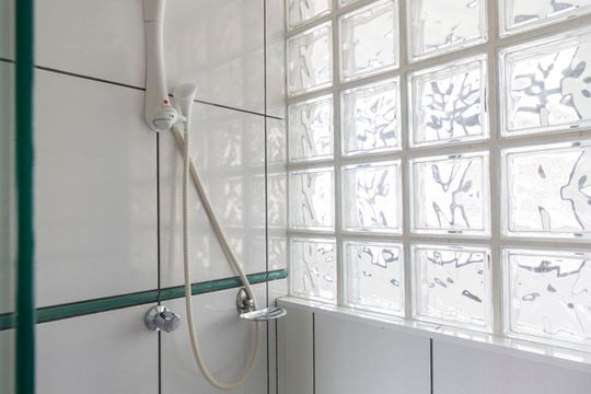Banheiro Social de apartamento à venda com 2 quartos, 63m² em Indianópolis, São Paulo