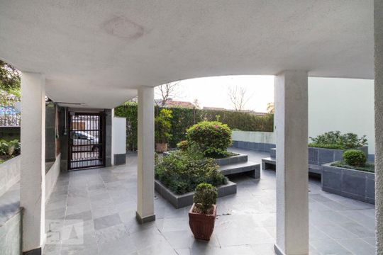 Área Externa de apartamento à venda com 2 quartos, 63m² em Indianópolis, São Paulo