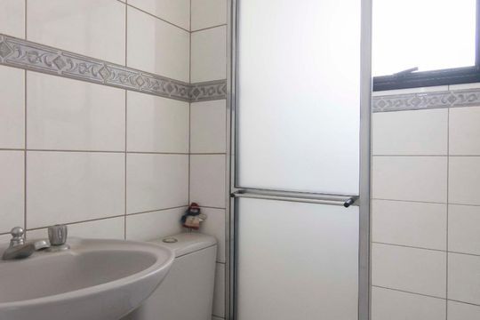 Banheiro de apartamento à venda com 3 quartos, 90m² em Lauzane Paulista, São Paulo