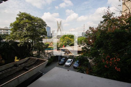 Vista da Sala de apartamento para alugar com 1 quarto, 56m² em Vila Tramontano, São Paulo