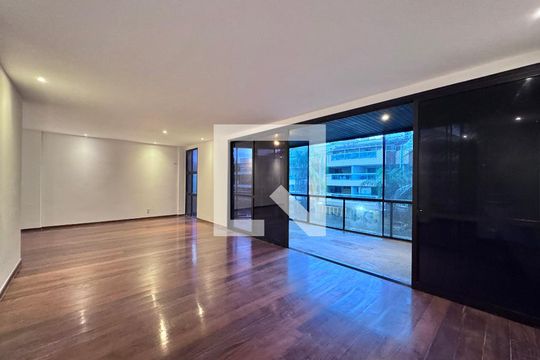 Apartamento à venda com 3 quartos, 200m² em Recreio dos Bandeirantes, Rio de Janeiro