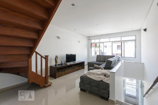 Casa para alugar com 3 quartos, 210m² em Ipiranga, São Paulo