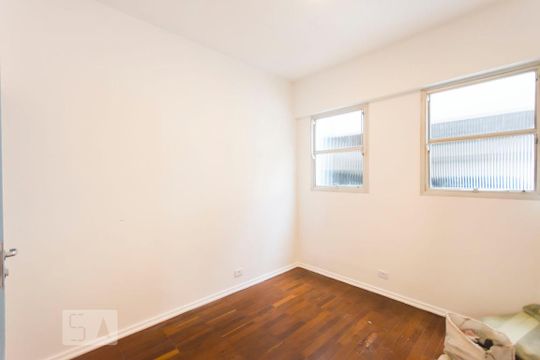 Sala de apartamento para alugar com 1 quarto, 35m² em Indianópolis, São Paulo