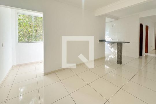 Sala de TV de apartamento para alugar com 2 quartos, 72m² em Ingleses do Rio Vermelho, Florianópolis