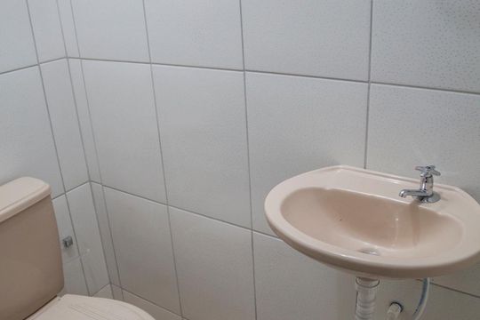 Banheiro de casa de condomínio à venda com 1 quarto, 40m² em Cidade Antônio Estevão de Carvalho, São Paulo