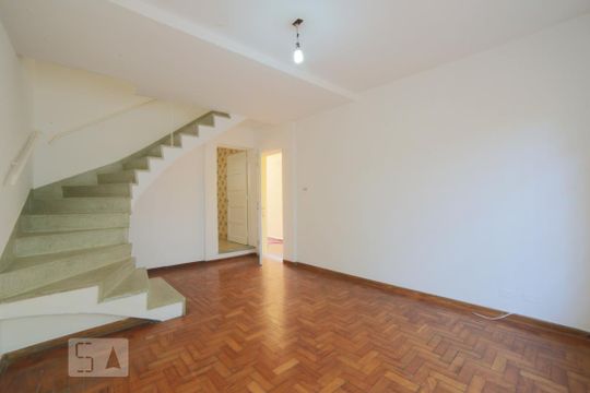 Sala de casa à venda com 2 quartos, 74m² em Vila Congonhas, São Paulo