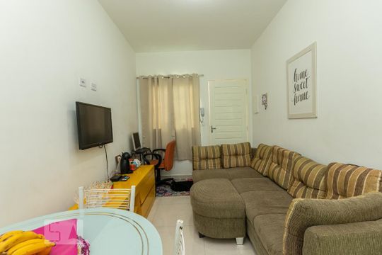 Sala de casa de condomínio à venda com 2 quartos, 45m² em Parada Xv de Novembro, São Paulo