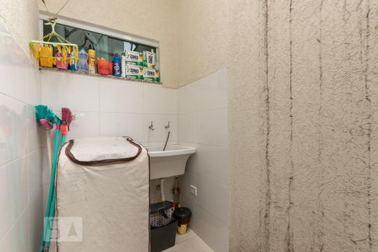 Área de serviço de casa de condomínio à venda com 2 quartos, 45m² em Parada Xv de Novembro, São Paulo