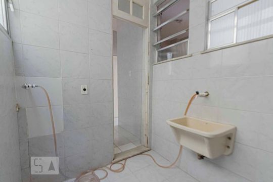 Área de Serviço de apartamento para alugar com 2 quartos, 68m² em Vila Isabel, Rio de Janeiro