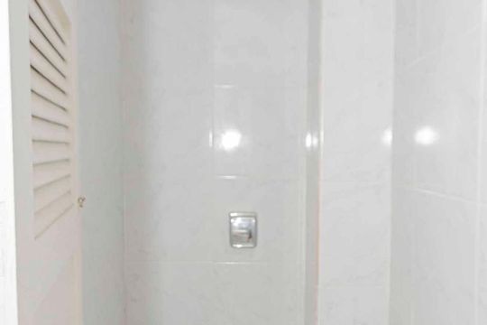 Banheiro de Serviço de apartamento para alugar com 2 quartos, 68m² em Vila Isabel, Rio de Janeiro
