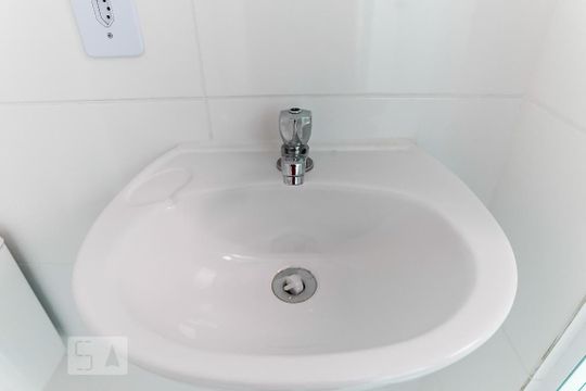 Banheiro de apartamento à venda com 1 quarto, 40m² em Vila Nova Carolina, São Paulo