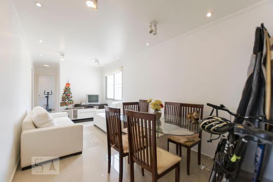 Apartamento à venda com 3 quartos, 80m² em Vila Monumento, São Paulo