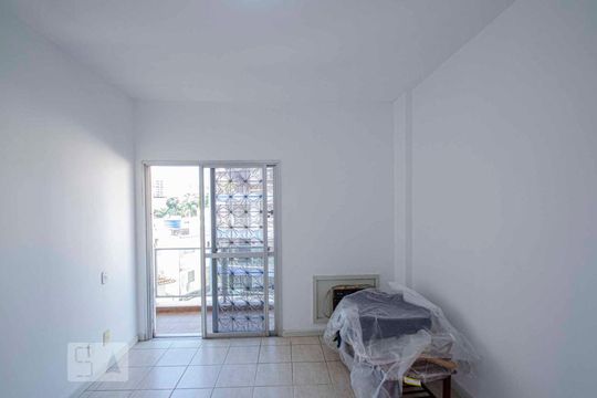 Quarto 1 de apartamento à venda com 2 quartos, 60m² em Maracanã, Rio de Janeiro