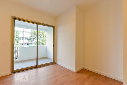 Kitnet/Studio à venda com 1 quarto, 30m² em Vila Madalena, São Paulo