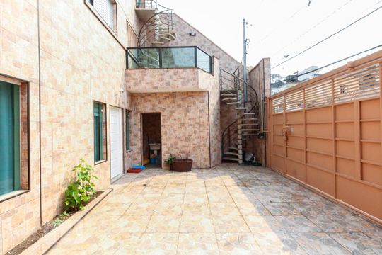 Garagem  de casa à venda com 3 quartos, 120m² em Alto da Mooca, São Paulo