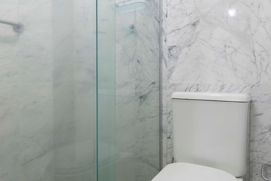 Banheiro Quarto 1 e 2 de apartamento para alugar com 3 quartos, 140m² em Santana, São Paulo