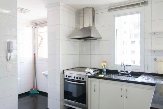 Cozinha de apartamento para alugar com 3 quartos, 140m² em Santana, São Paulo