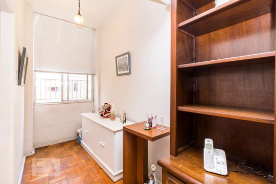 Sala de apartamento para alugar com 1 quarto, 50m² em Botafogo, Rio de Janeiro