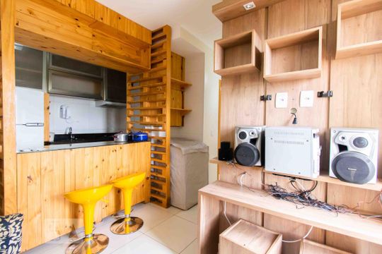 Sala e Cozinha de apartamento para alugar com 2 quartos, 47m² em Samambaia Norte (samambaia), Brasília