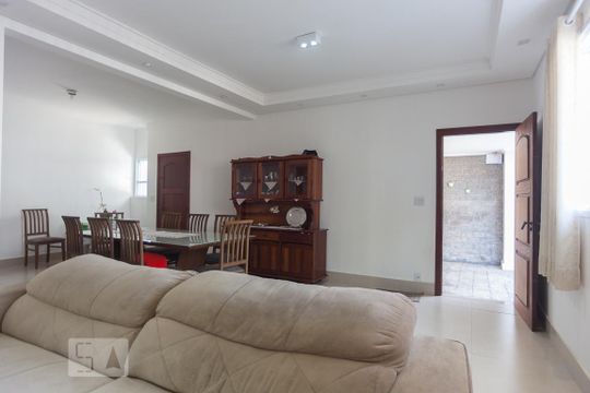 Sala de casa à venda com 4 quartos, 270m² em Jardim Magnólia, Campinas