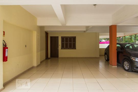 Garagem de apartamento para alugar com 2 quartos, 176m² em Centro, Canoas