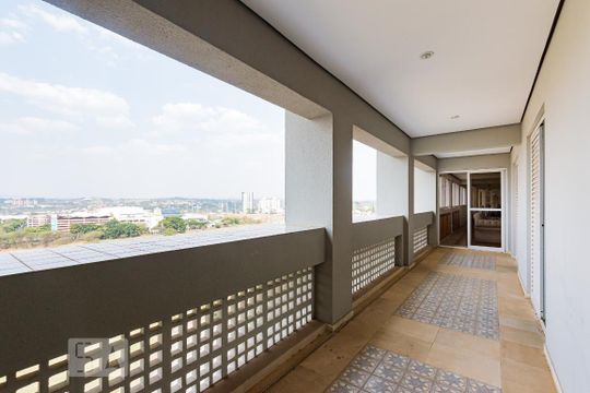 Varanda Suíte 3 de apartamento à venda com 3 quartos, 505m² em Jardim Flamboyant, Campinas