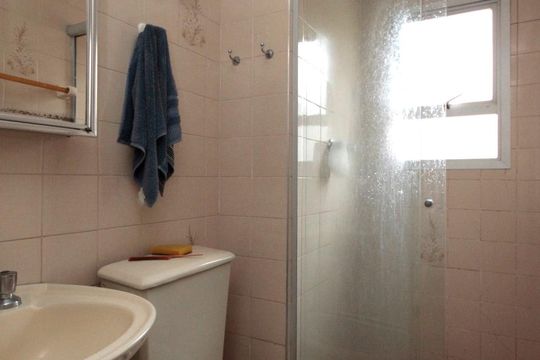 Banheiro de apartamento à venda com 1 quarto, 37m² em Bela Vista, São Paulo