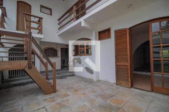 Área comum - Piscina de casa de condomínio para alugar com 4 quartos, 450m² em Pechincha, Rio de Janeiro