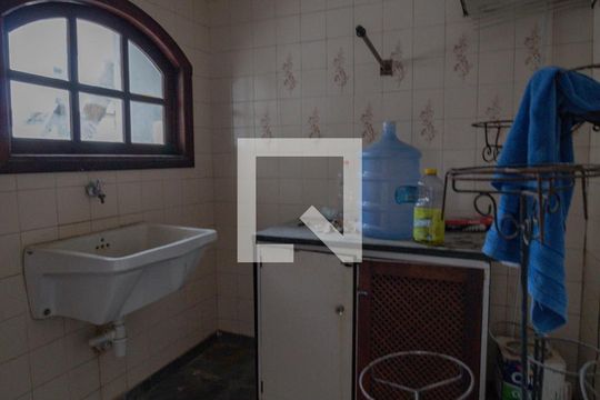 Área de Serviço de casa de condomínio para alugar com 4 quartos, 450m² em Pechincha, Rio de Janeiro
