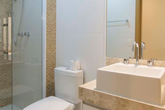 Banheiro de apartamento à venda com 2 quartos, 76m² em Santana, São Paulo