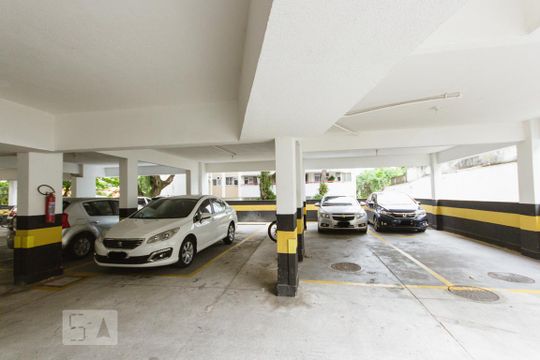 Garagem de apartamento à venda com 2 quartos, 67m² em Freguesia (jacarepaguá), Rio de Janeiro
