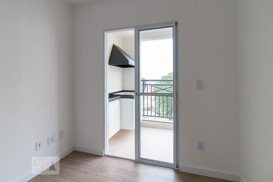 Sala - varanda de apartamento à venda com 2 quartos, 51m² em Ponte Grande, Guarulhos