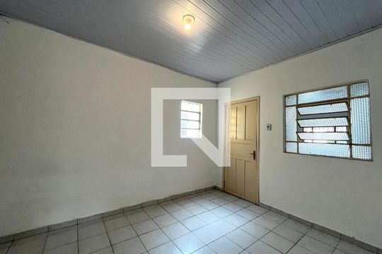 Quarto 2 de casa à venda com 2 quartos, 120m² em Vila do Encontro, São Paulo