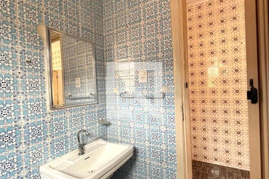 Banheiro  de casa à venda com 2 quartos, 120m² em Vila do Encontro, São Paulo