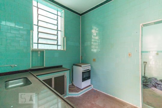 Cozinha de casa à venda com 2 quartos, 480m² em Engenho de Dentro, Rio de Janeiro