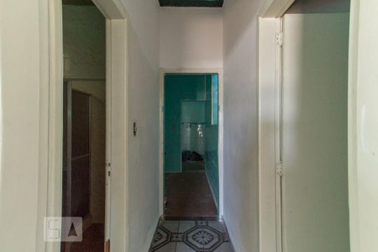 Corredor de casa à venda com 2 quartos, 480m² em Engenho de Dentro, Rio de Janeiro