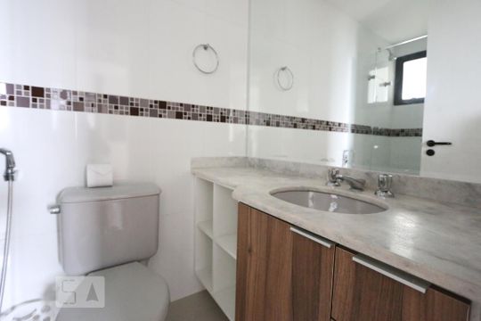banheiro de apartamento à venda com 2 quartos, 70m² em Super Quadra Morumbi, São Paulo