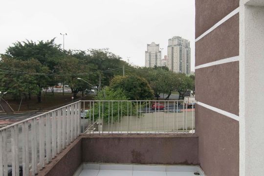 Sacada Quarto de apartamento para alugar com 1 quarto, 50m² em Vila Baruel, São Paulo