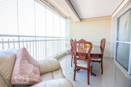 Varanda  de apartamento à venda com 3 quartos, 135m² em Jardim Arpoador, São Paulo