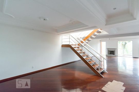 Sala de casa de condomínio à venda com 4 quartos, 433m² em Chácara Santo Antônio (zona Sul), São Paulo
