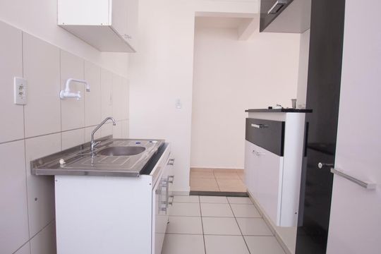 cozinha de apartamento à venda com 2 quartos, 52m² em Jardim Nova Europa, Campinas