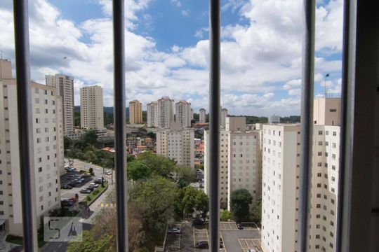 Vista Quarto 1 de apartamento para alugar com 2 quartos, 60m² em Vila Nova Cachoeirinha, São Paulo