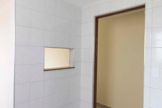 Cozinha de apartamento para alugar com 2 quartos, 60m² em Vila Nova Cachoeirinha, São Paulo