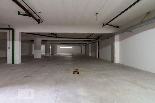 Garagem de casa de condomínio à venda com 2 quartos, 60m² em Itaquera, São Paulo